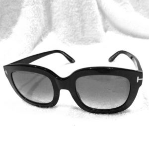 Tom Ford Classic Black Sunglasses
